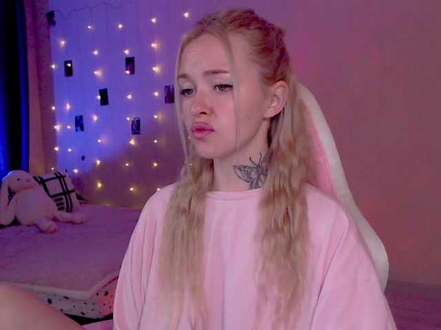 NaughtyMable live cam on BongaCams