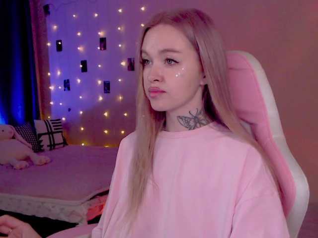 NaughtyMable live cam on BongaCams