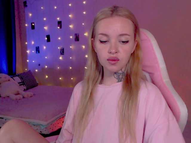 NaughtyMable live cam on BongaCams