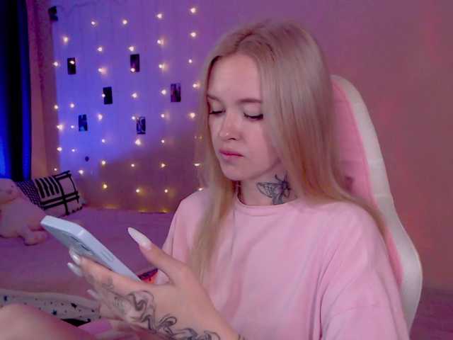NaughtyMable live cam on BongaCams