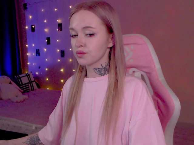 NaughtyMable live cam on BongaCams