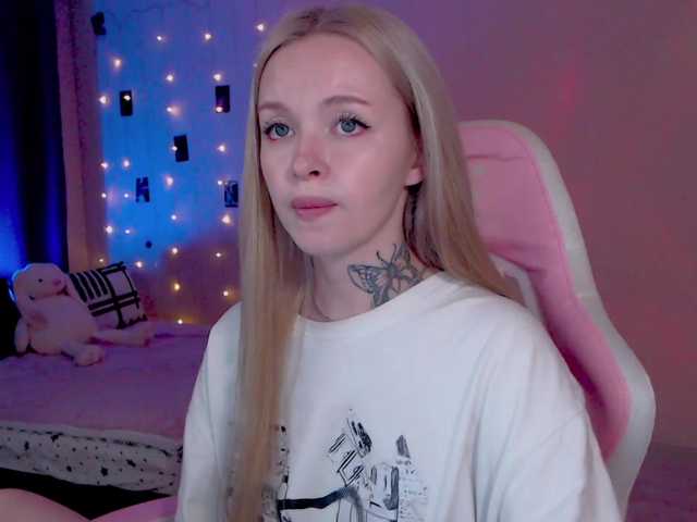 NaughtyMable live cam on BongaCams