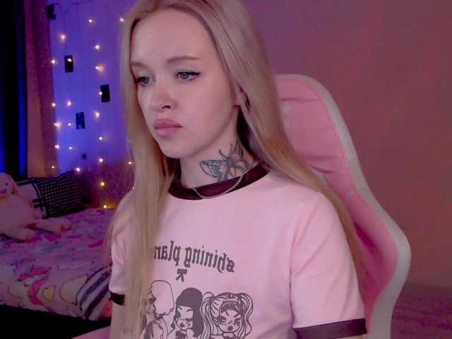 NaughtyMable live cam on BongaCams