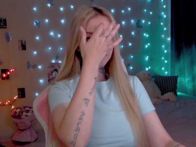 NaughtyMable live webcam show
