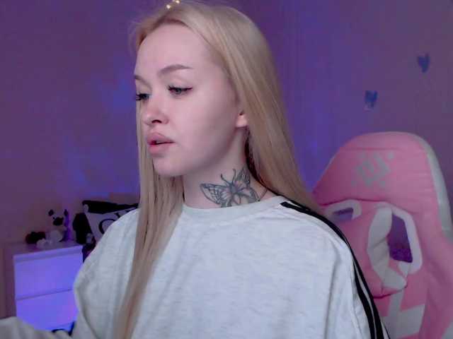 NaughtyMable's BongaCams show and profile