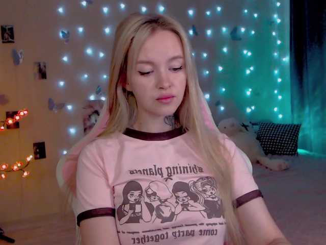 NaughtyMable live cam on BongaCams
