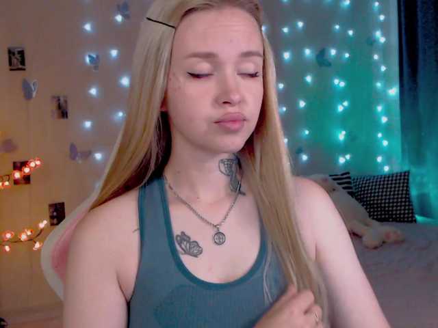 NaughtyMable live cam on BongaCams