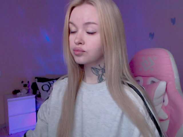 NaughtyMable's BongaCams show and profile