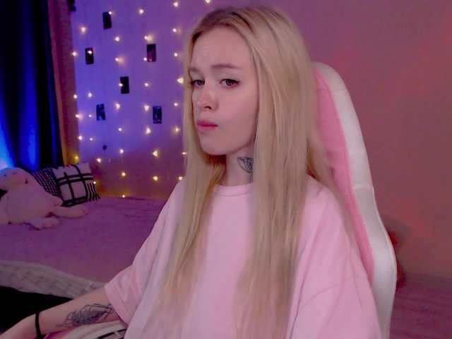 NaughtyMable live cam on BongaCams