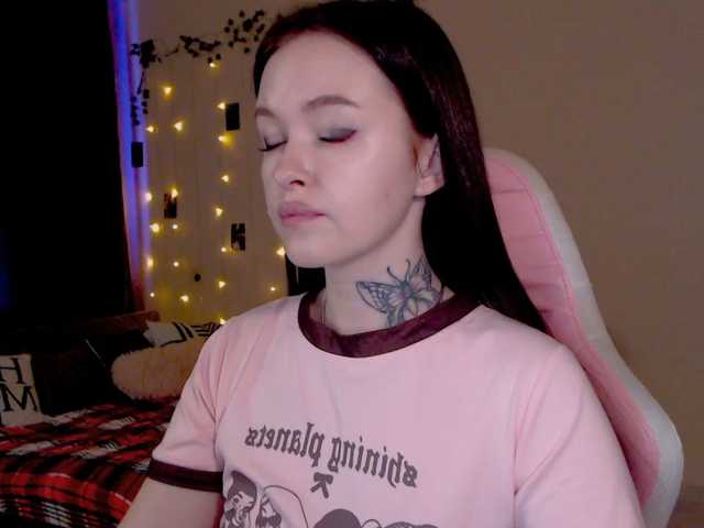 NaughtyMable live cam on BongaCams