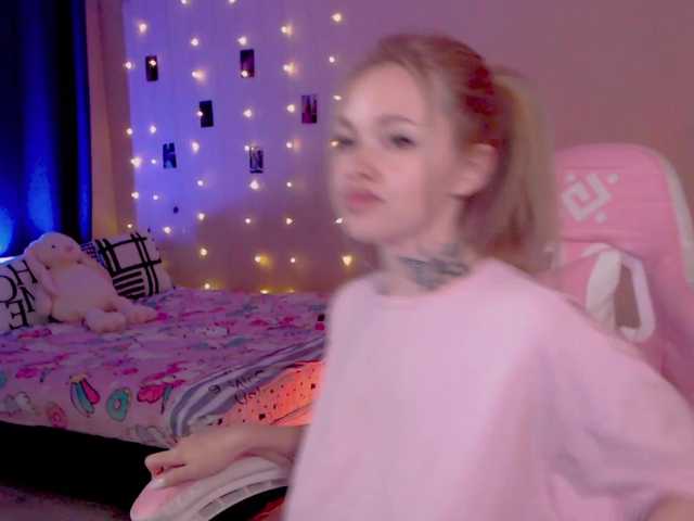 NaughtyMable live cam on BongaCams