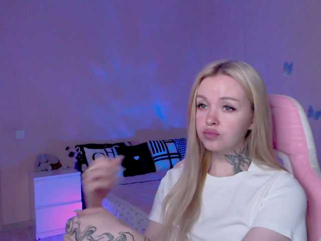 NaughtyMable webcam