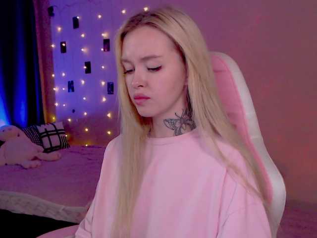 NaughtyMable live cam on BongaCams