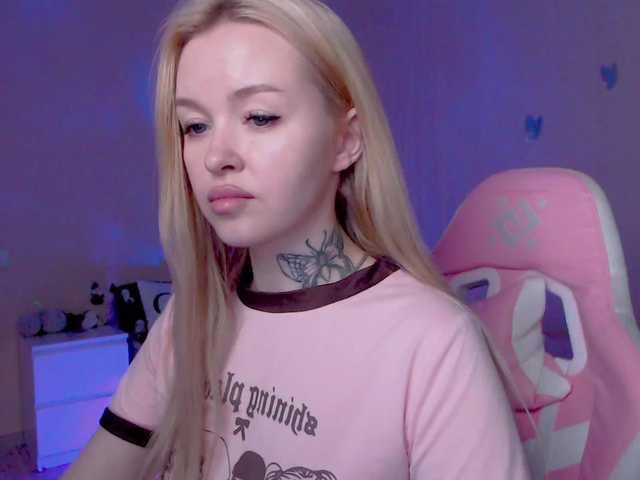 NaughtyMable's BongaCams show and profile