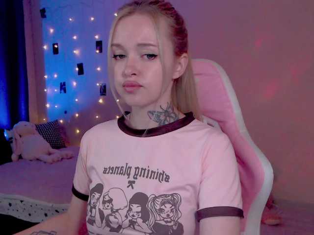 NaughtyMable live cam on BongaCams