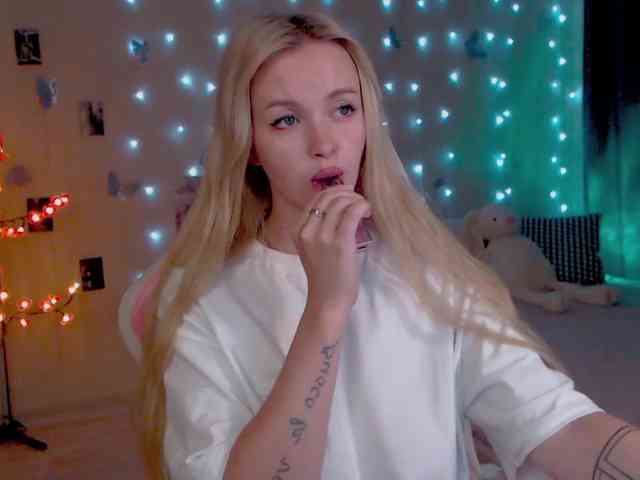 NaughtyMable webcam