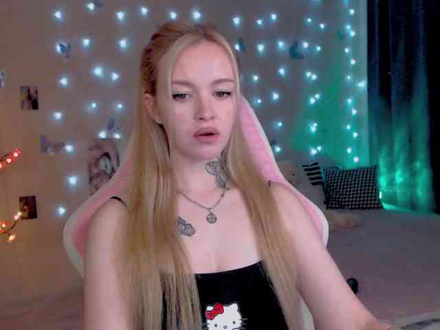 NaughtyMable webcam
