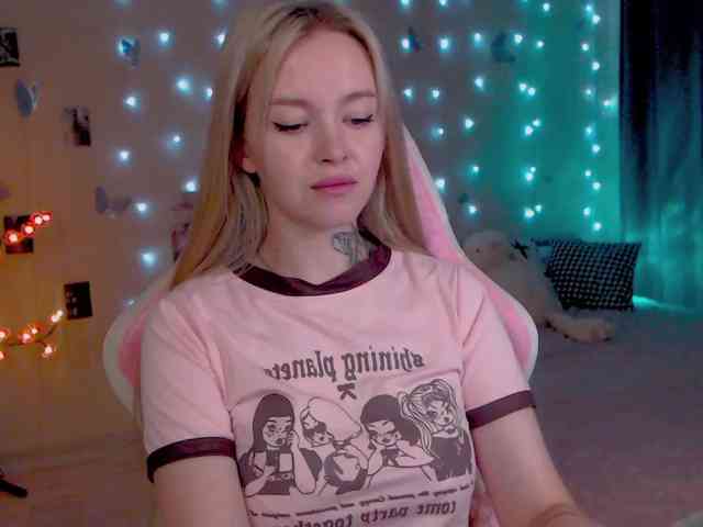 NaughtyMable webcam
