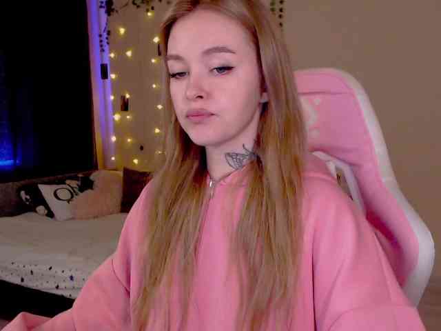 NaughtyMable webcam