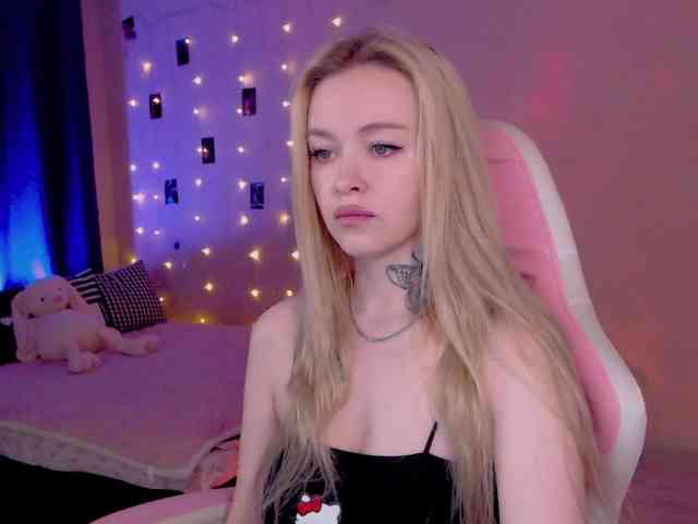 NaughtyMable webcam