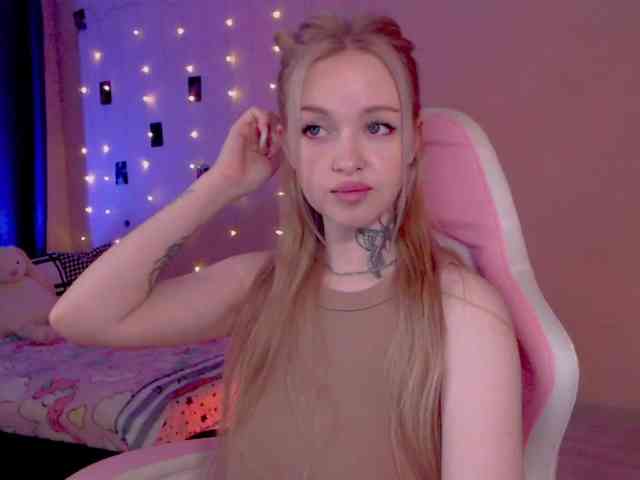 NaughtyMable webcam
