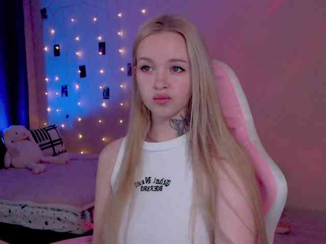 NaughtyMable webcam