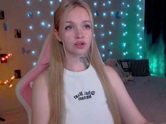 NaughtyMable webcam