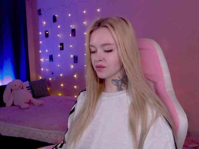 NaughtyMable webcam