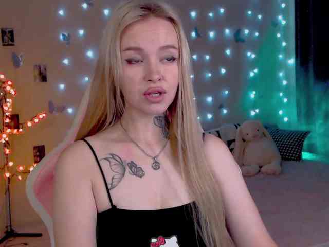 NaughtyMable webcam
