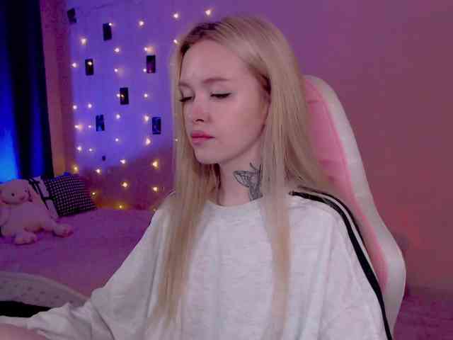 NaughtyMable webcam