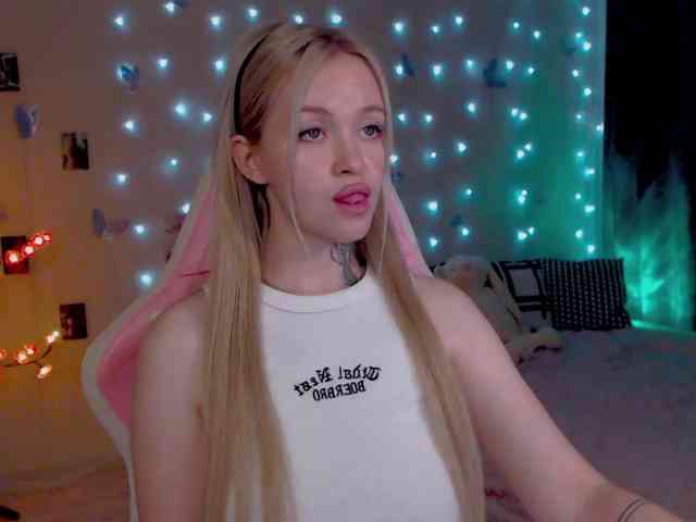 NaughtyMable webcam
