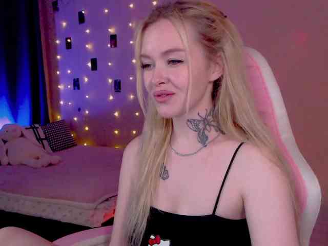 NaughtyMable webcam