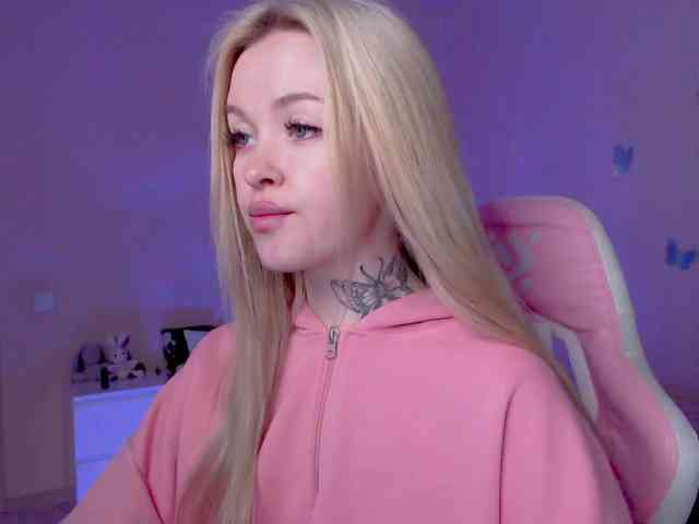 NaughtyMable webcam