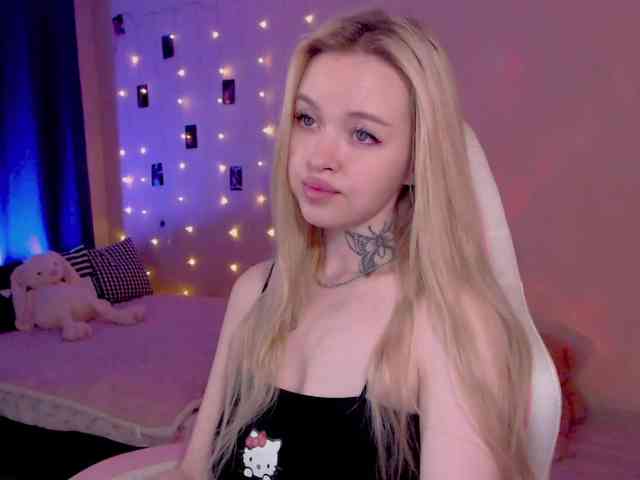 NaughtyMable webcam