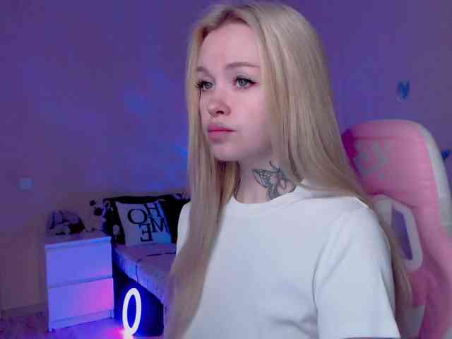 NaughtyMable webcam