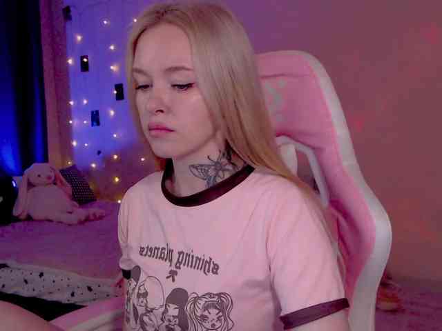NaughtyMable webcam