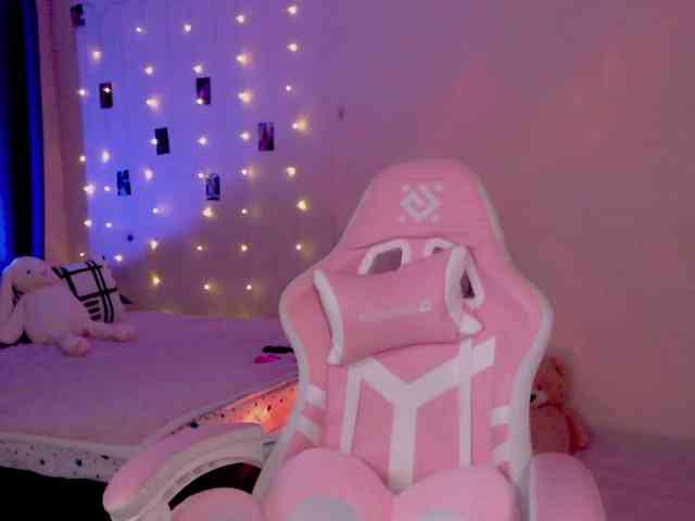 NaughtyMable webcam