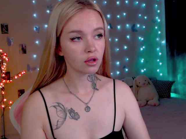 NaughtyMable webcam