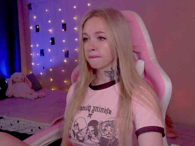 NaughtyMable webcam