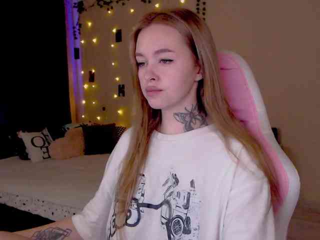 NaughtyMable webcam