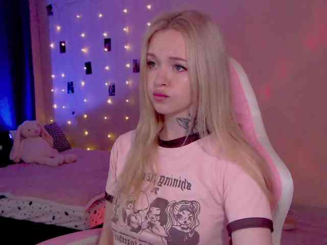 NaughtyMable Sex Cam Show