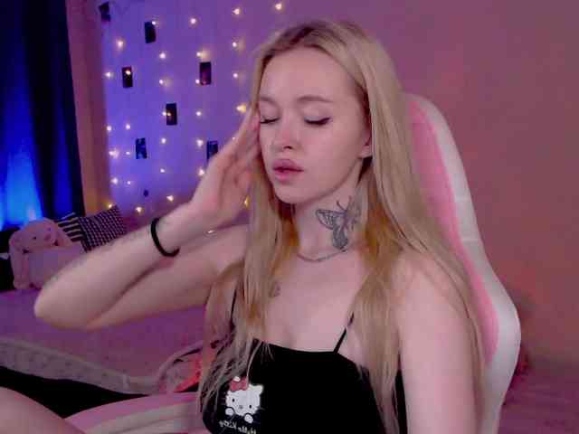 NaughtyMable webcam