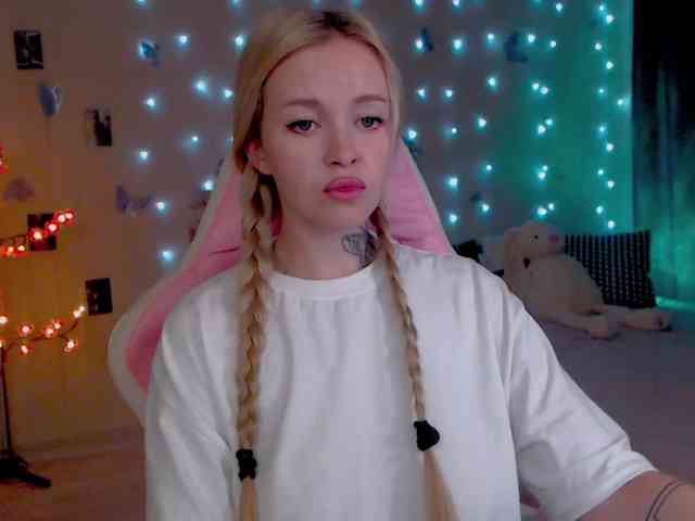 NaughtyMable webcam