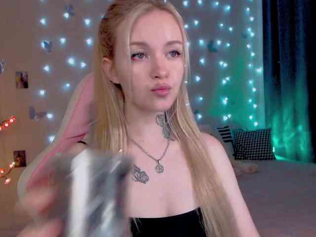 NaughtyMable webcam