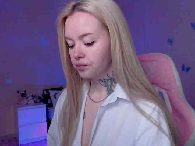 NaughtyMable webcam