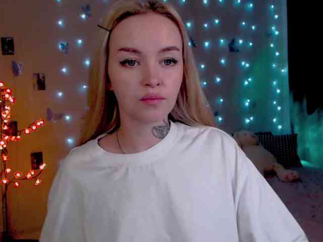 NaughtyMable webcam