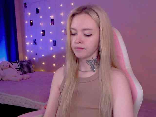 NaughtyMable webcam