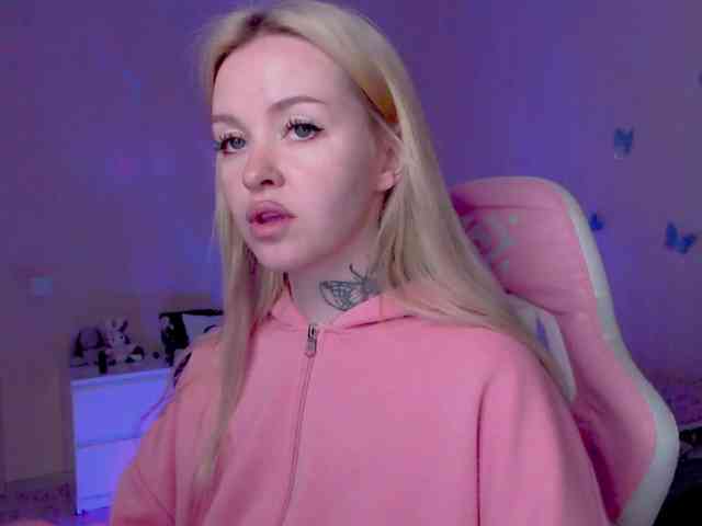 NaughtyMable webcam