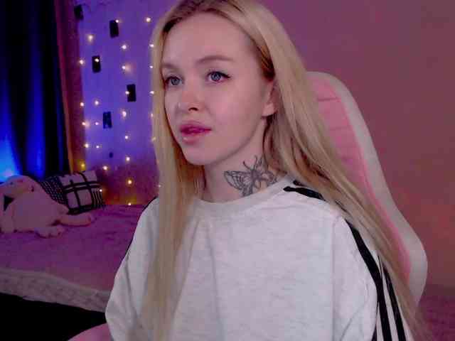 NaughtyMable webcam