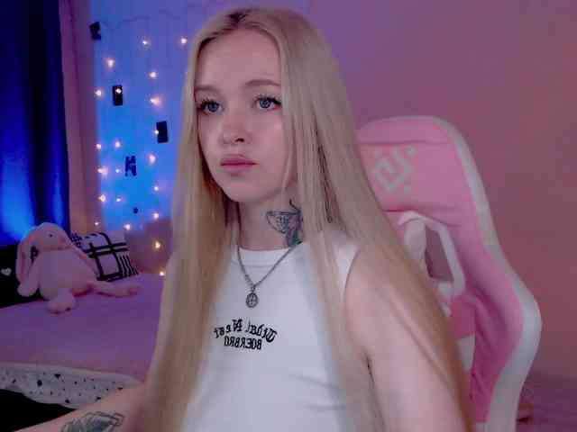 NaughtyMable webcam